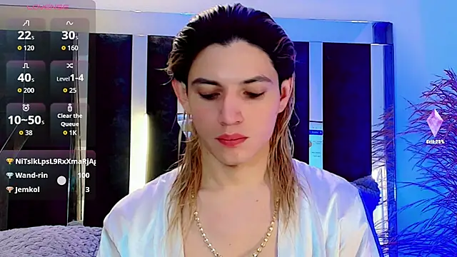 Snapshot of honey_skin chatting on November 5, 4:23 am honey skin online show from November 5, 4:23 am