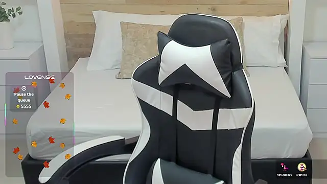 candy summer28 online show from October 20, 7:14 pm