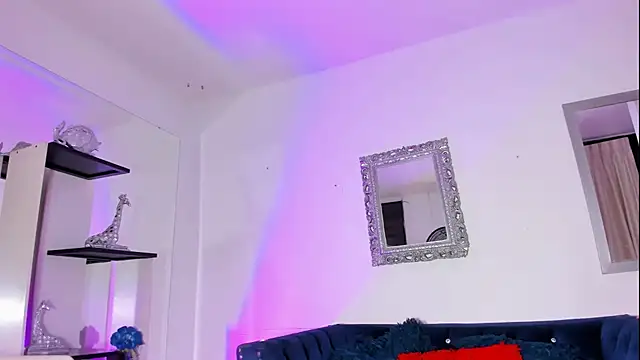 Snapshot of Orianadollx chatting on December 17, 12:11 pm Orianadollx online show from December 17, 12:11 pm