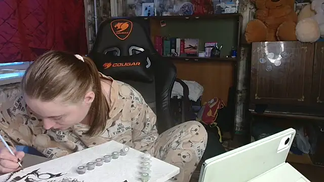 ElenaMaeer online show from December 5, 12:00 pm