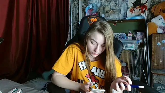 ElenaMaeer online show from February 22, 1:13 pm