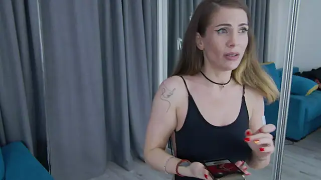 Snapshot of NatalieCarterr chatting on December 29, 2:17 am NatalieCarterr online show from December 29, 2:17 am