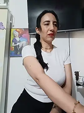 christine-x online show from June 3, 10:15 pm