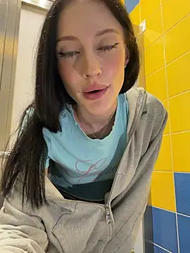 Melissa crazy online show from August 5, 4:32 pm