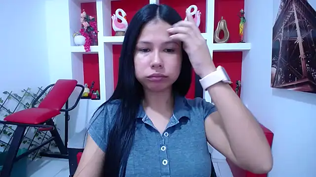 Letty Plugxo online show from October 15, 12:05 pm