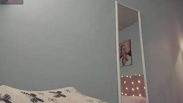 ScarletGV online show from July 25, 5:27 am