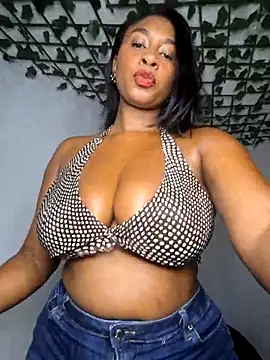 HanaThompson online show from April 25, 5:21 pm