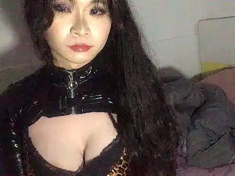 sukilove1992 online show from April 30, 4:24 pm