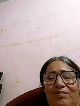  candi online show from March 2, 11:53 pm