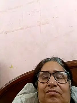  candi online show from March 5, 12:00 pm