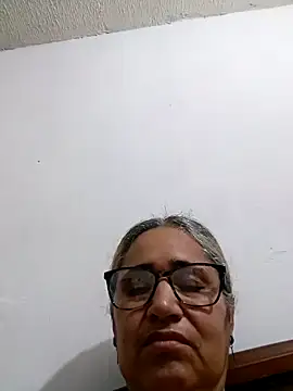  candi online show from December 22, 10:45 am