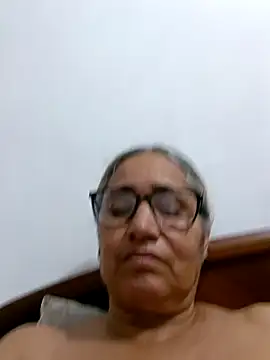  candi online show from January 8, 2:47 am