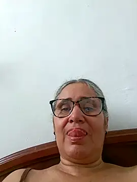  candi online show from February 20, 9:15 pm