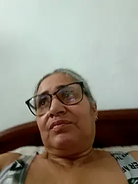  candi online show from April 7, 3:34 pm