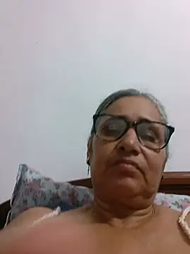  candi online show from June 4, 11:44 pm