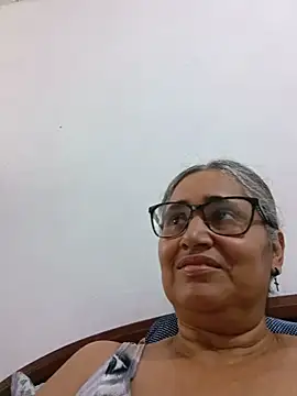  candi online show from June 6, 2:11 pm