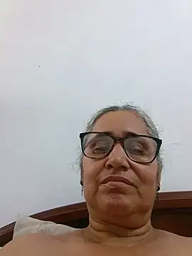  candi online show from June 17, 7:37 pm