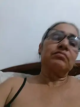  candi online show from June 24, 4:11 am