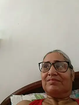 candi online show from August 1, 1:21 pm