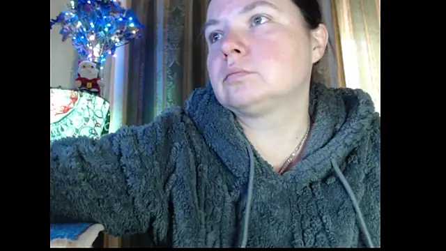 Snapshot of amorelara chatting on October 13, 8:36 am amorelara online show from October 13, 8:36 am