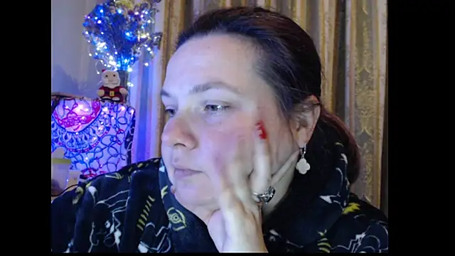 Snapshot of amorelara chatting on October 26, 2:45 pm amorelara online show from October 26, 2:45 pm