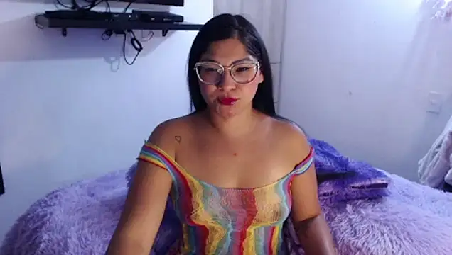 Snapshot of Prins_jazmin chatting on June 21, 5:10 am Prins jazmin online show from June 21, 5:10 am