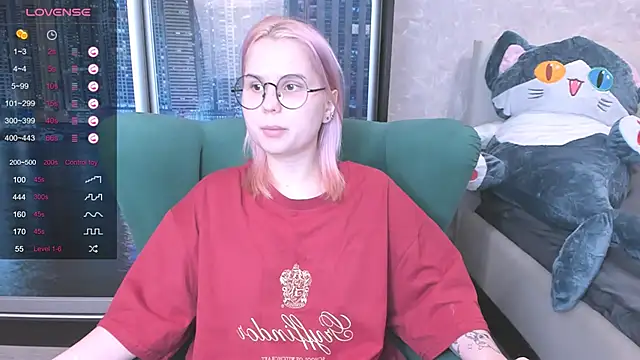 Snapshot of miray_kuriyama123 chatting on January 6, 4:02 pm miray kuriyama123 online show from January 6, 4:02 pm