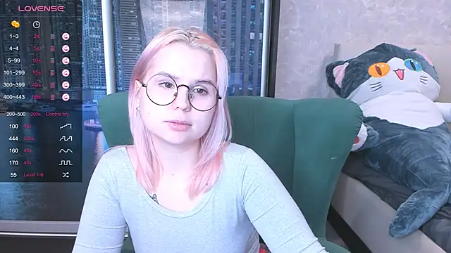 Snapshot of miray_kuriyama123 chatting on January 10, 10:04 pm miray kuriyama123 online show from January 10, 10:04 pm