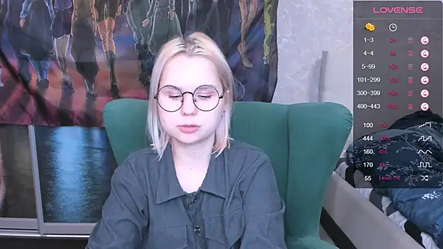 Snapshot of miray_kuriyama123 chatting on February 2, 1:55 am miray kuriyama123 online show from February 2, 1:55 am