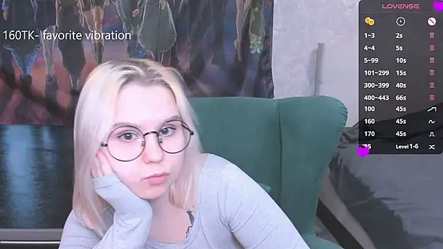 Snapshot of miray_kuriyama123 chatting on February 24, 9:20 pm miray kuriyama123 online show from February 24, 9:20 pm