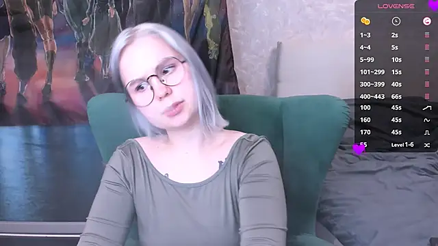 Snapshot of miray_kuriyama123 chatting on March 2, 5:58 pm miray kuriyama123 online show from March 2, 5:58 pm