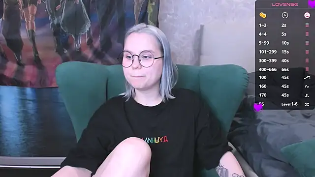 Snapshot of miray_kuriyama123 chatting on March 3, 10:42 pm miray kuriyama123 online show from March 3, 10:42 pm