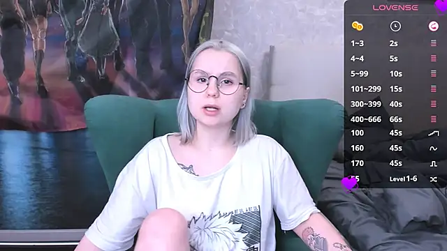 Snapshot of miray_kuriyama123 chatting on March 13, 1:10 am miray kuriyama123 online show from March 13, 1:10 am