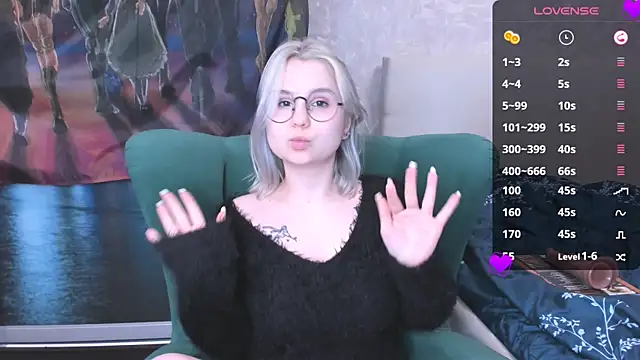 Snapshot of miray_kuriyama123 chatting on March 21, 12:29 am miray kuriyama123 online show from March 21, 12:29 am