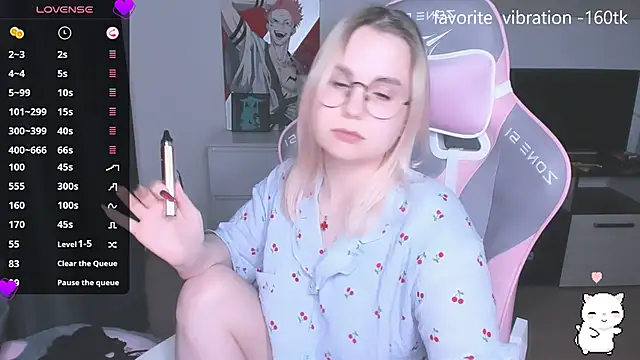 Snapshot of miray_kuriyama123 chatting on September 22, 6:21 pm miray kuriyama123 online show from September 22, 6:21 pm