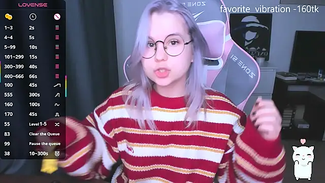 Snapshot of miray_kuriyama123 chatting on November 29, 8:56 pm miray kuriyama123 online show from November 29, 8:56 pm