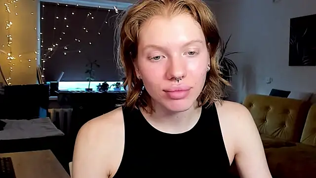 StellaDavis online show from February 19, 1:06 pm