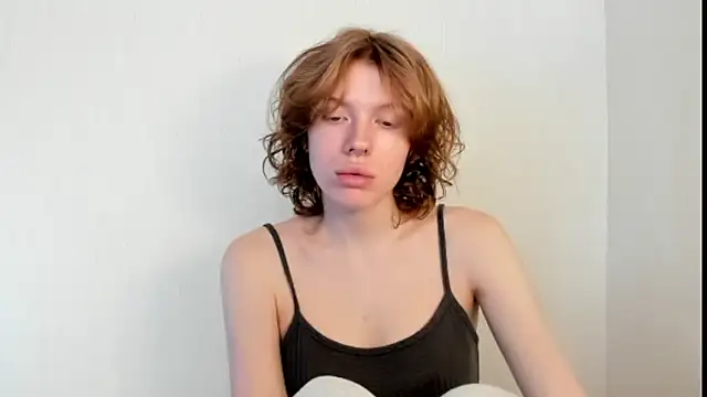 StellaDavis online show from September 9, 11:54 am