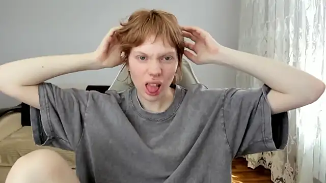 StellaDavis online show from May 15, 10:11 am