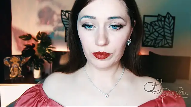 MissBeverlyMills online show from February 19, 4:33 pm