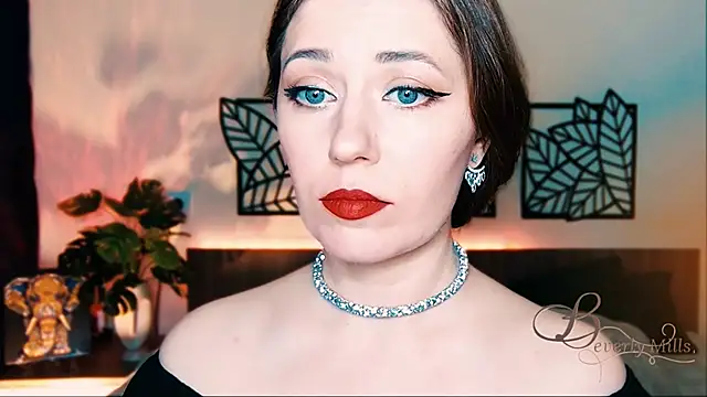 MissBeverlyMills online show from February 26, 6:43 pm