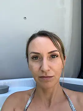 Snapshot of HerrinAnja chatting on July 28, 12:12 pm HerrinAnja online show from July 28, 12:12 pm