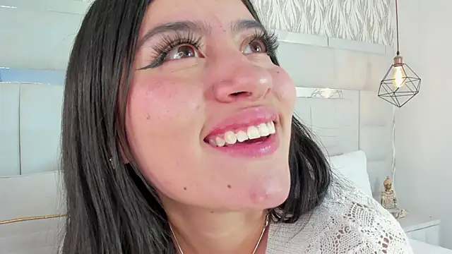 Snapshot of im_giselle_ chatting on January 11, 10:29 am im giselle online show from January 11, 10:29 am