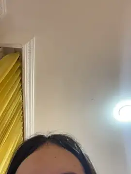 Snapshot of im_giselle_ chatting on February 21, 8:18 am im giselle online show from February 21, 8:18 am