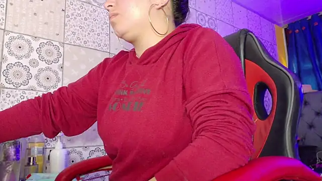 Lina23  online show from October 15, 1:55 pm