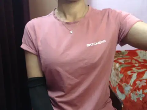 Snapshot of Angel_kiyara chatting on February 9, 7:07 pm Angel kiyara online show from February 9, 7:07 pm