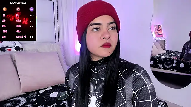 atena hill online show from March 7, 8:11 pm