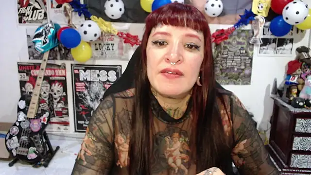 Snapshot of Rollyderolandia666 chatting on June 22, 3:25 am Rollyderolandia666 online show from June 22, 3:25 am
