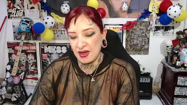 Snapshot of Rollyderolandia666 chatting on July 8, 10:03 pm Rollyderolandia666 online show from July 8, 10:03 pm
