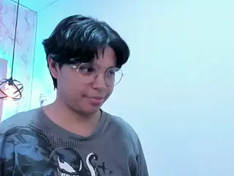 Emmapark  online show from February 22, 1:00 am